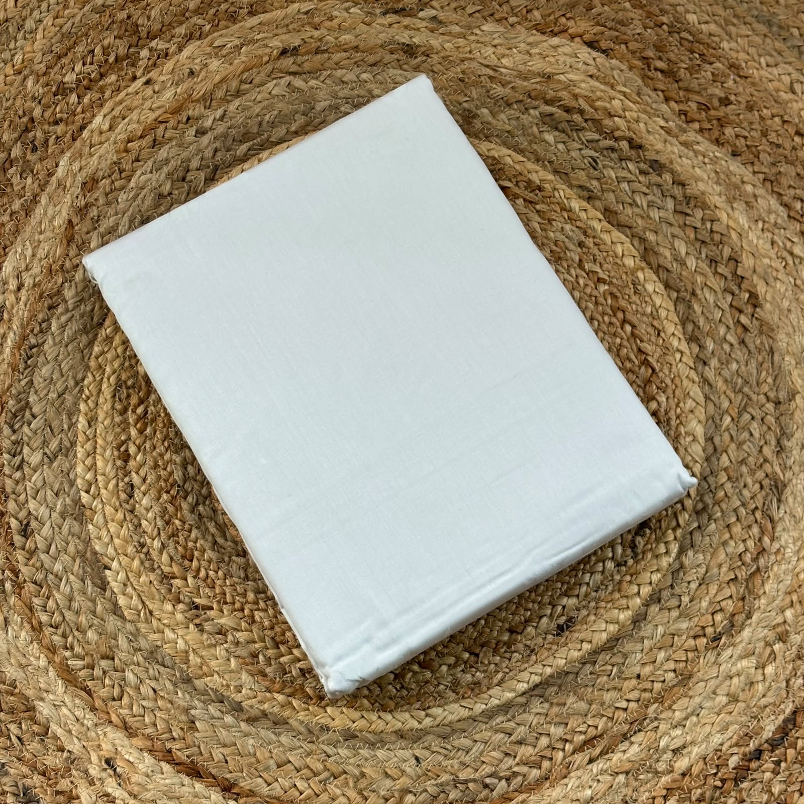 Plain Bedsheet
