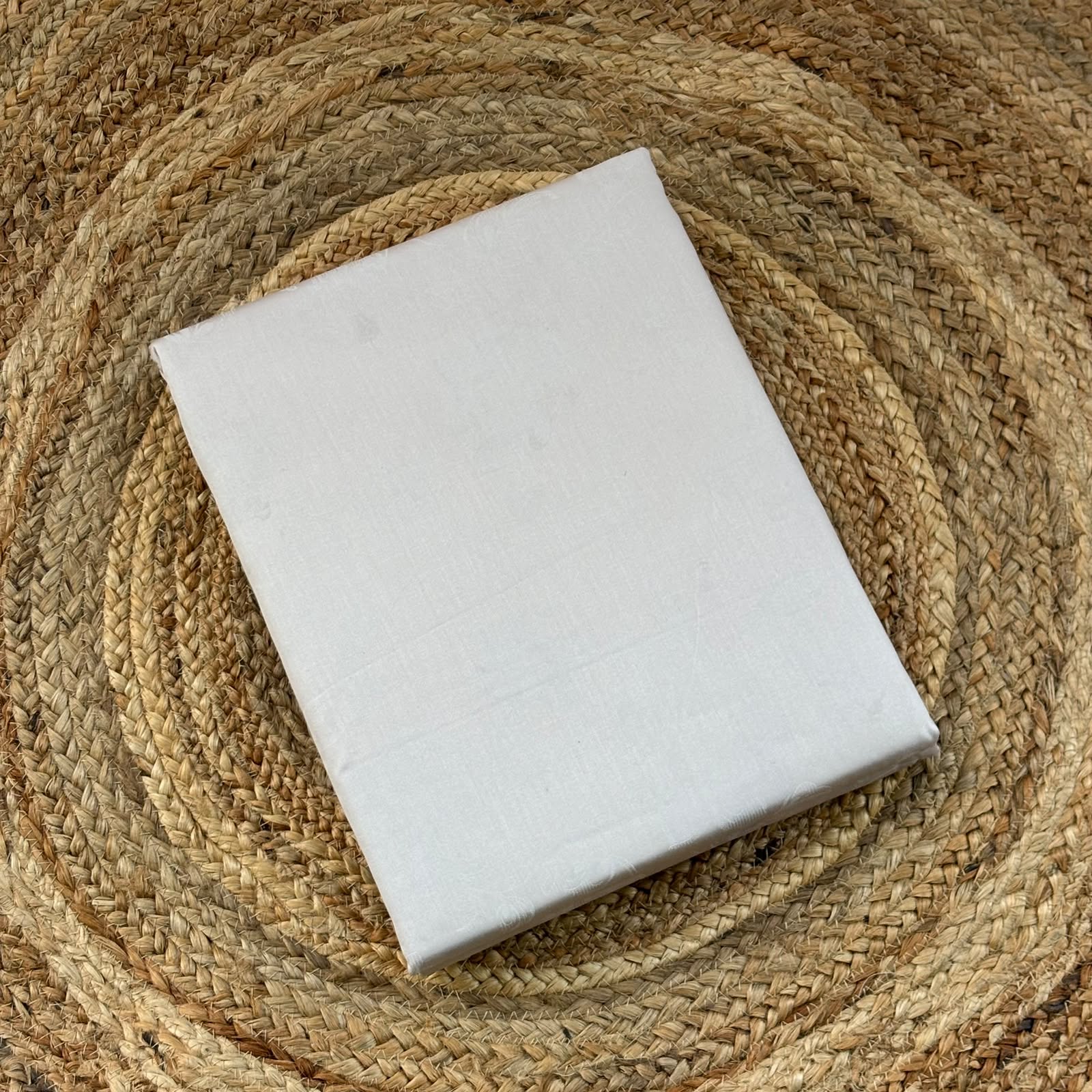 Plain Bedsheet
