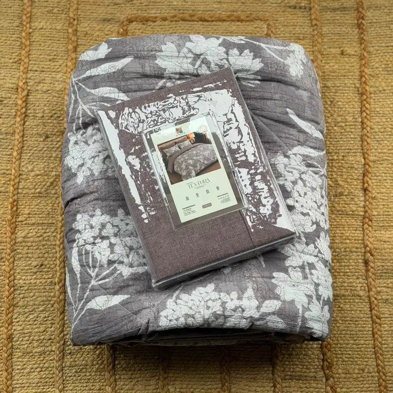 Textura Comforter Set